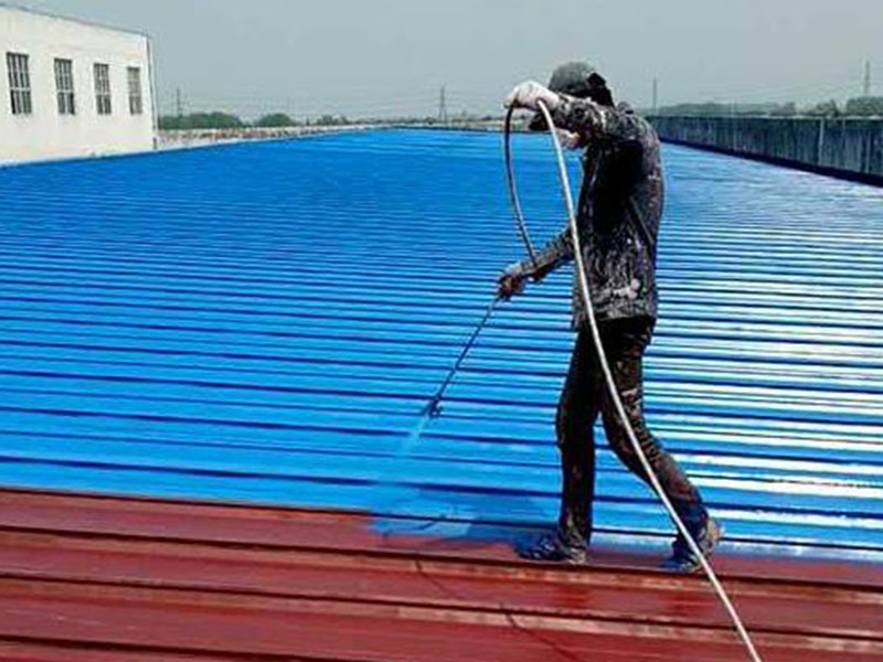 噴涂彩鋼瓦時，什么樣的油漆不容易脫落?褪色應(yīng)該用什么樣的油漆？